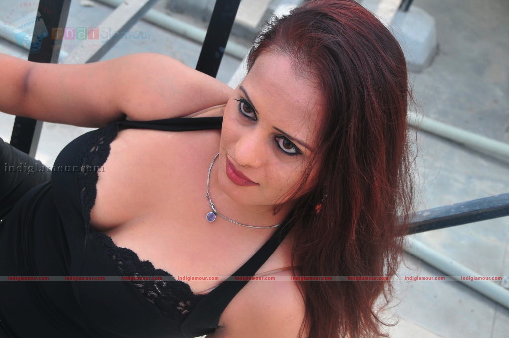 Tanisha aka Sangeeta Tiwari Actress hd photo