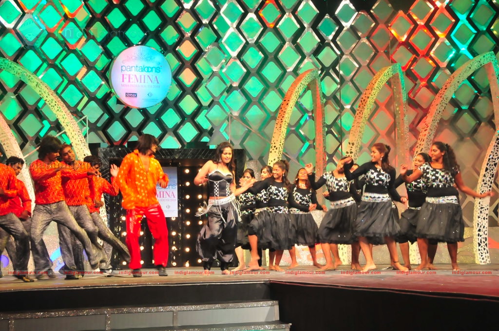 Miss femina south 2009 Event hd photo