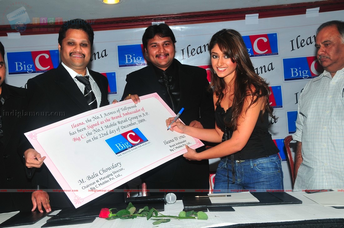 Ileana garce for Big C launch Event hd photo