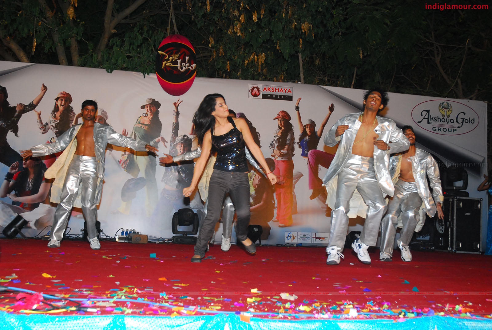 Sye Aata Audio release Event hd photo