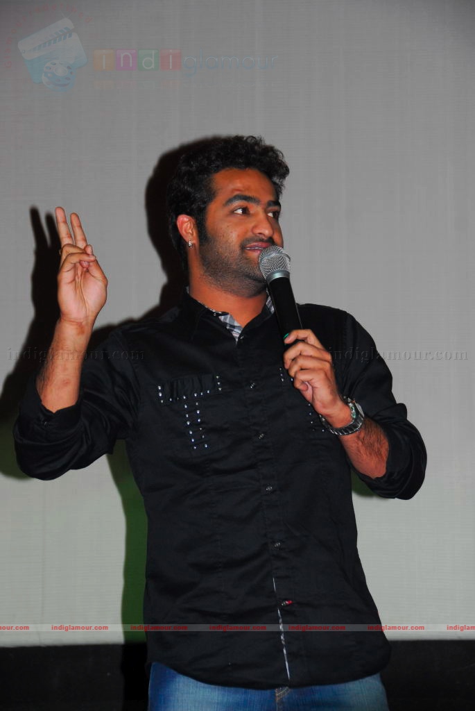 Adurs Movie Platinum Disc function Event hd photo