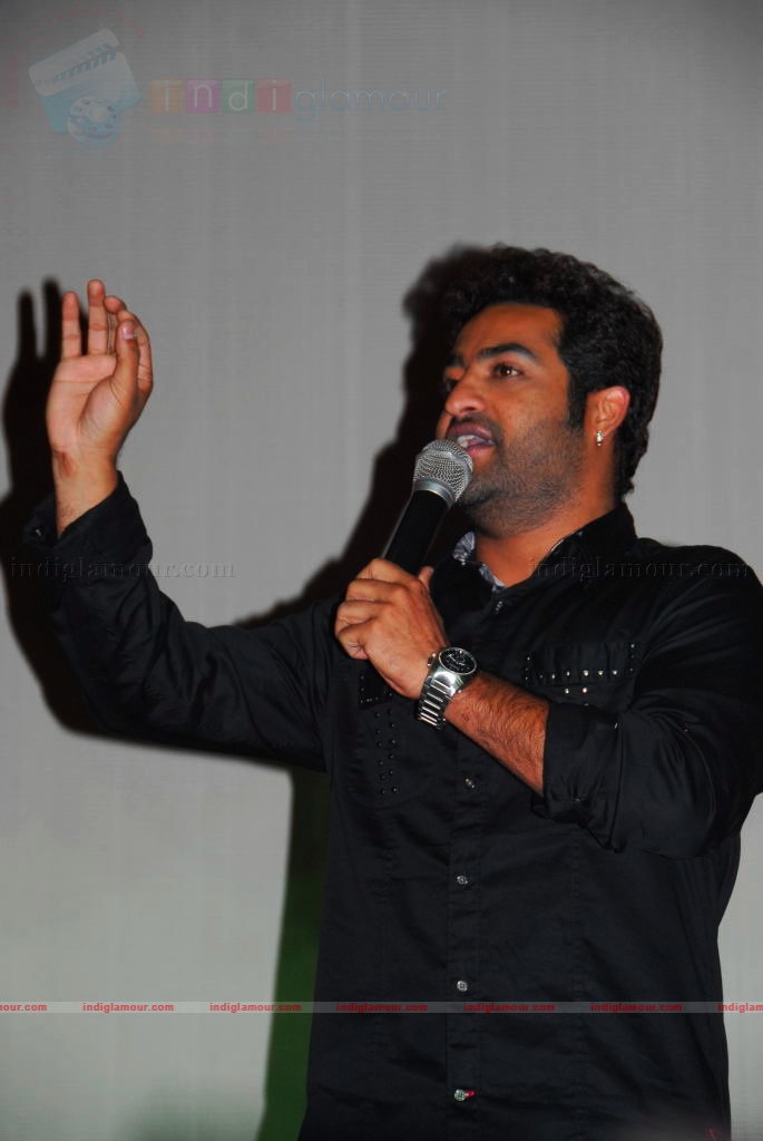 Adurs Movie Platinum Disc function Event hd photo