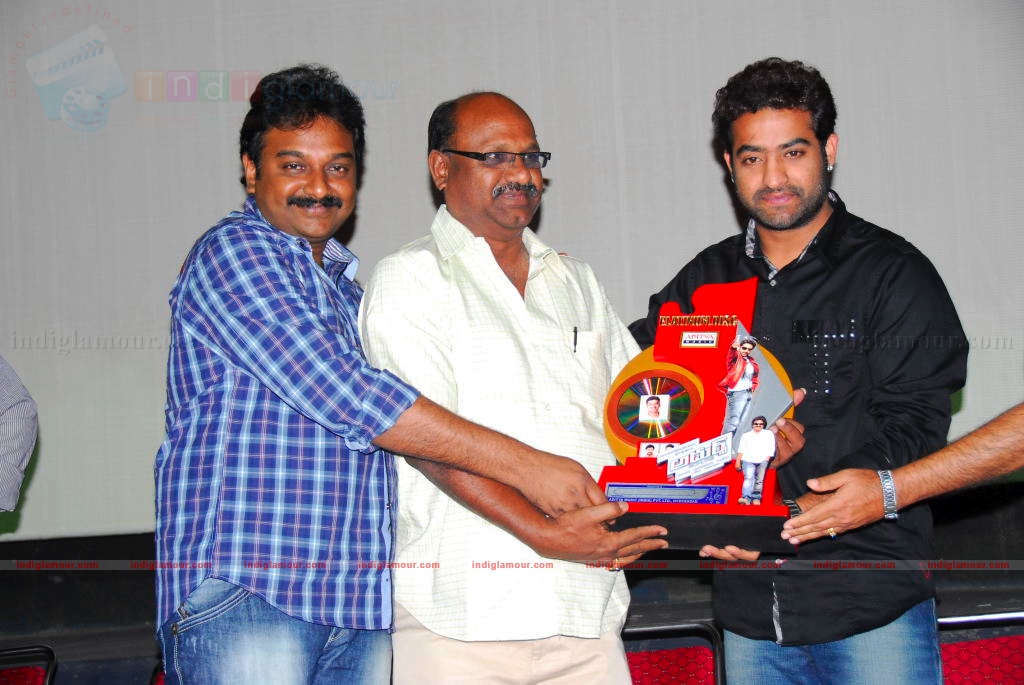 Adurs Movie Platinum Disc function Event hd photo