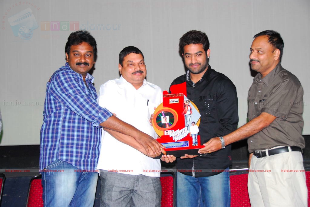 Adurs Movie Platinum Disc function Event hd photo