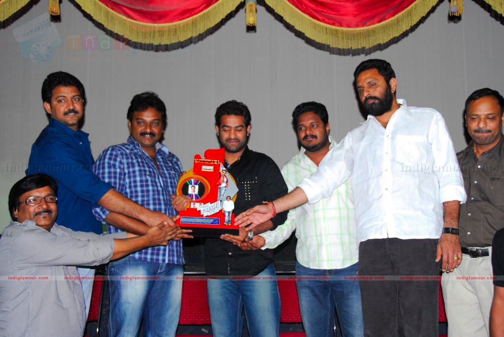 Adurs Movie Platinum Disc function Event hd photo