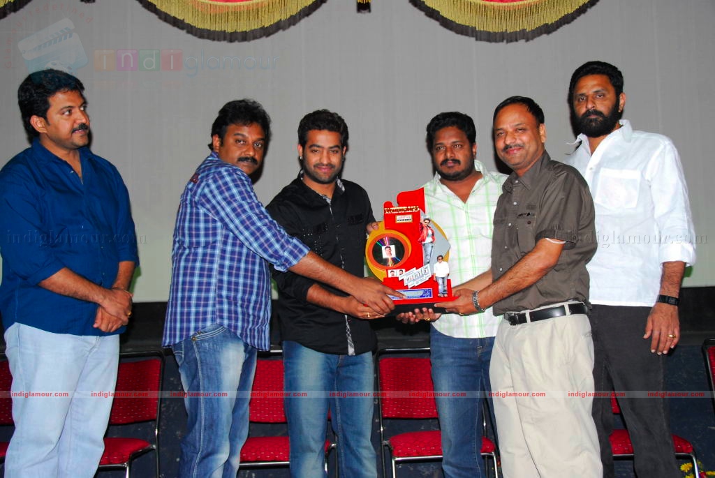 Adurs Movie Platinum Disc function Event hd photo