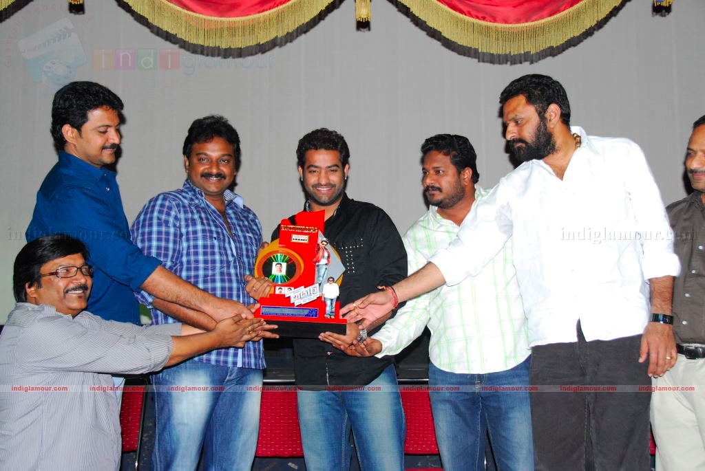 Adurs Movie Platinum Disc function Event hd photo