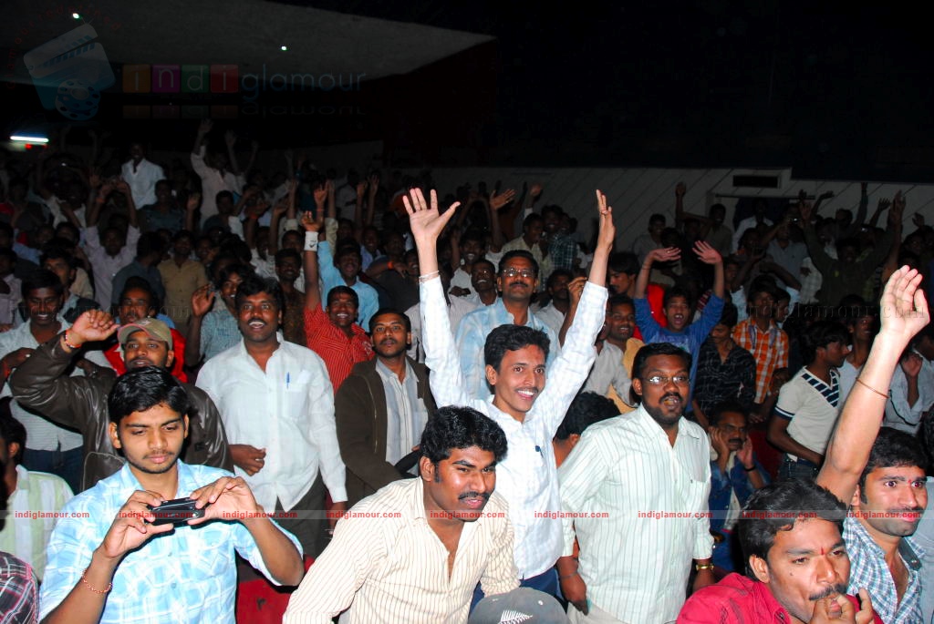 Adurs Movie Platinum Disc function Event hd photo