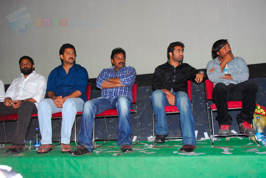 Adurs Movie Platinum Disc function Event hd photo