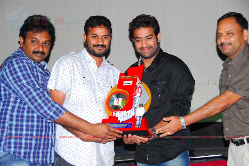 Adurs Movie Platinum Disc function Event hd photo