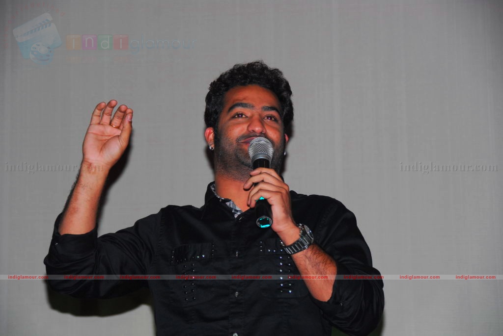 Adurs Movie Platinum Disc function Event hd photo