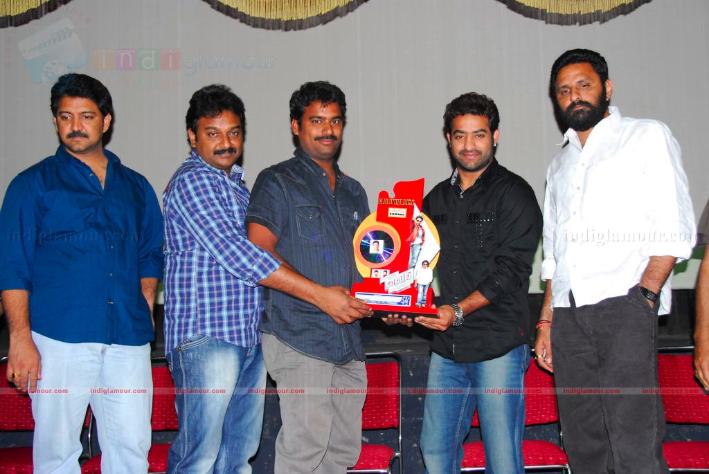 Adurs Movie Platinum Disc function Event hd photo