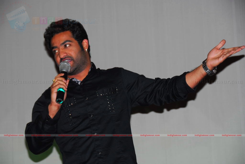 Adurs Movie Platinum Disc function Event hd photo
