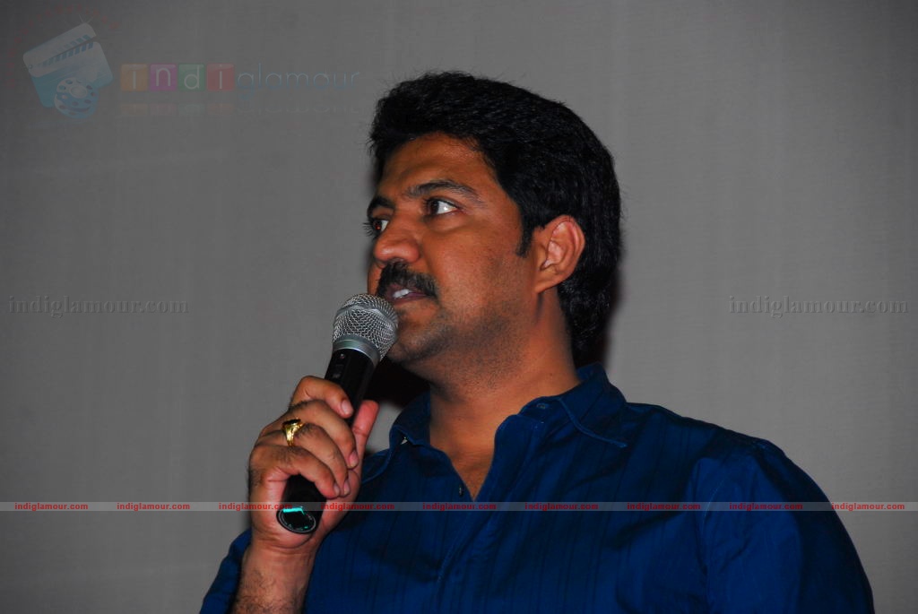 Adurs Movie Platinum Disc function Event hd photo