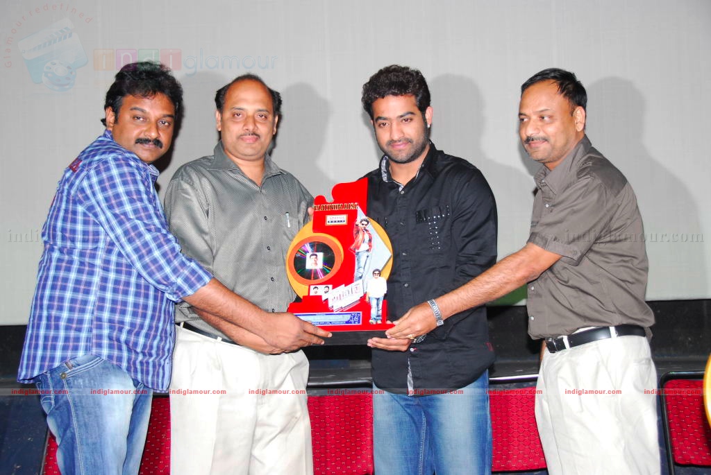 Adurs Movie Platinum Disc function Event hd photo