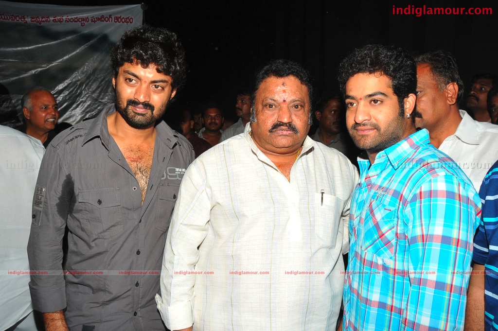 Paramaveerachakra Movie Launch Event hd photo