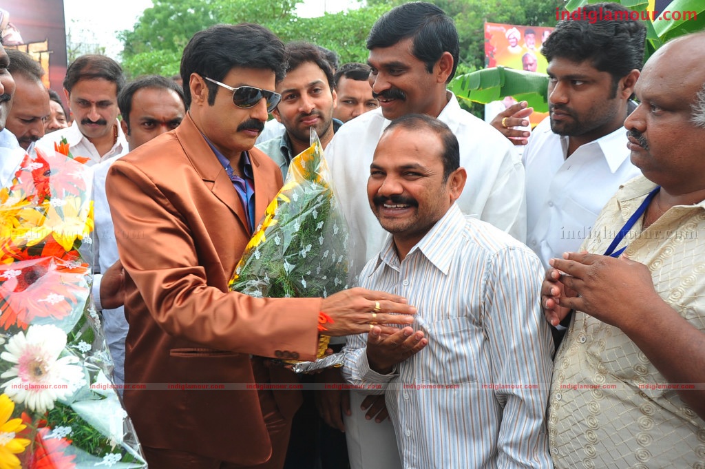 Paramaveerachakra Movie Launch Event hd photo