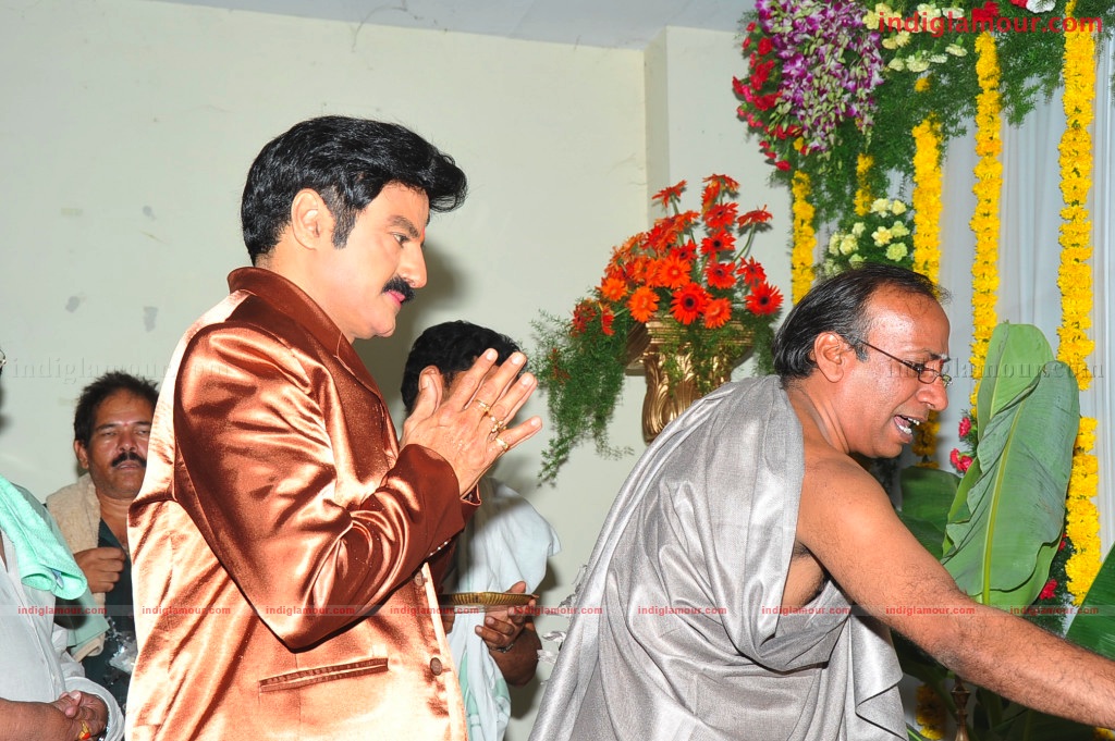 Paramaveerachakra Movie Launch Event hd photo