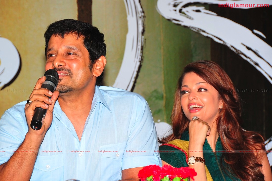 Villain PressMeet Event hd photo