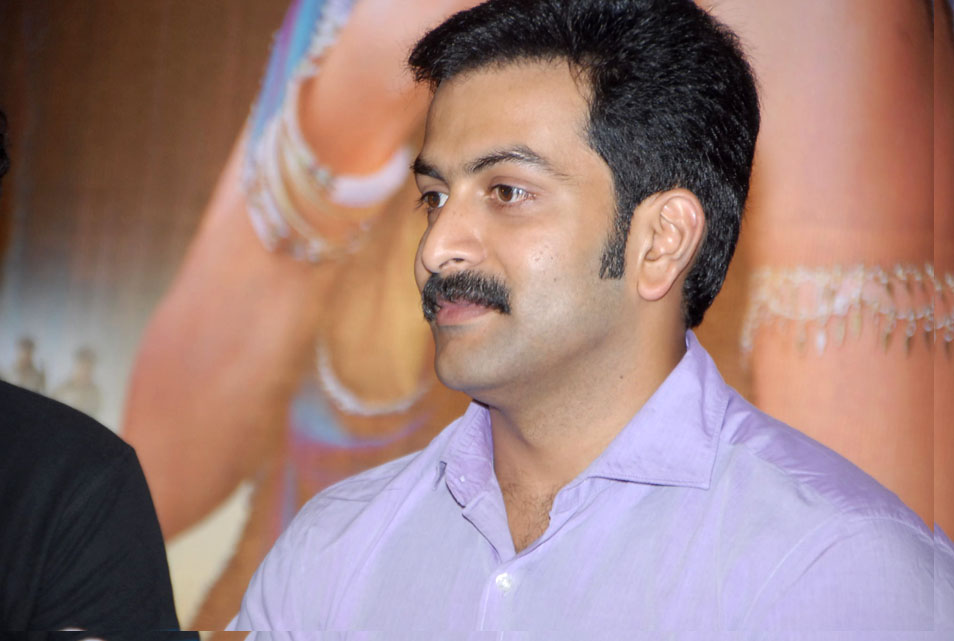 Urimi Movie Audio Launch Photos Event hd photo