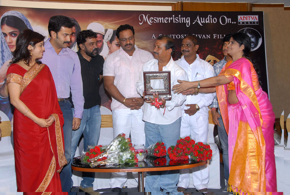 Urimi Movie Audio Launch Photos Event hd photo