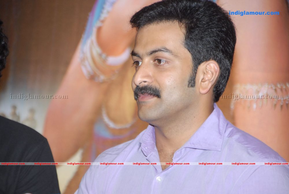 Urimi Movie Audio Launch Photos Event hd photo