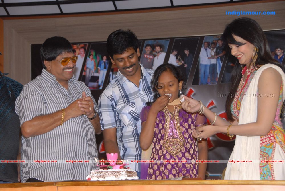 Santosham 9th Annvarsary Logo Launch Photos Event hd photo