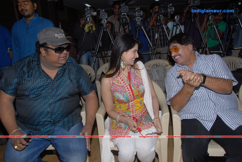 Santosham 9th Annvarsary Logo Launch Photos Event hd photo