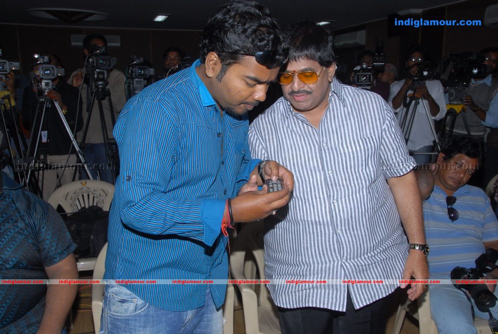 Santosham 9th Annvarsary Logo Launch Photos Event hd photo