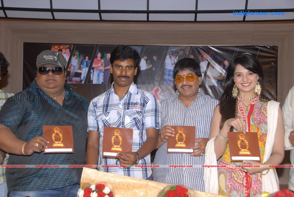 Santosham 9th Annvarsary Logo Launch Photos Event hd photo