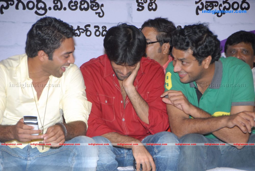 Mugguru Audio Launch Event hd photo