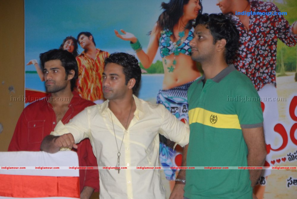 Mugguru Audio Launch Event hd photo