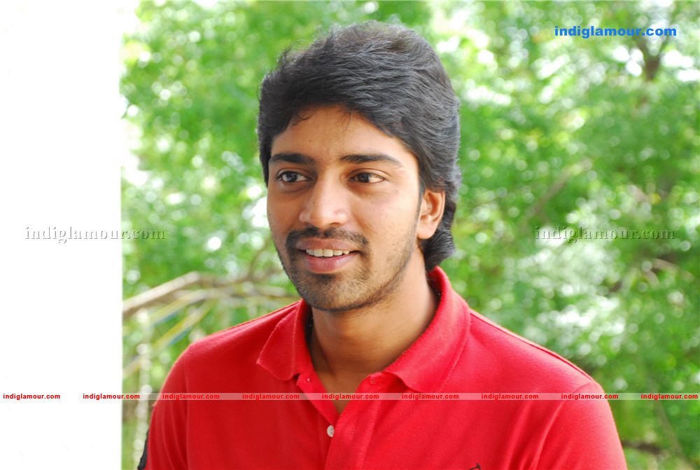 Madatha Kaja Movie Press meet Event hd photo