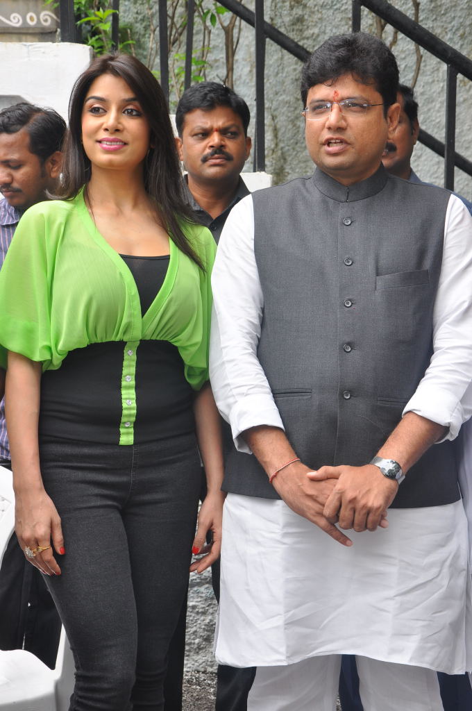 Swami Satyananda Movie Opening Event hd photo