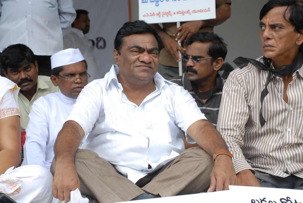 Tollywood Stars Support Anna Hazare Activities Event hd photo