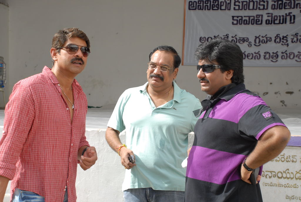 Tollywood Stars Support Anna Hazare Activities Event hd photo
