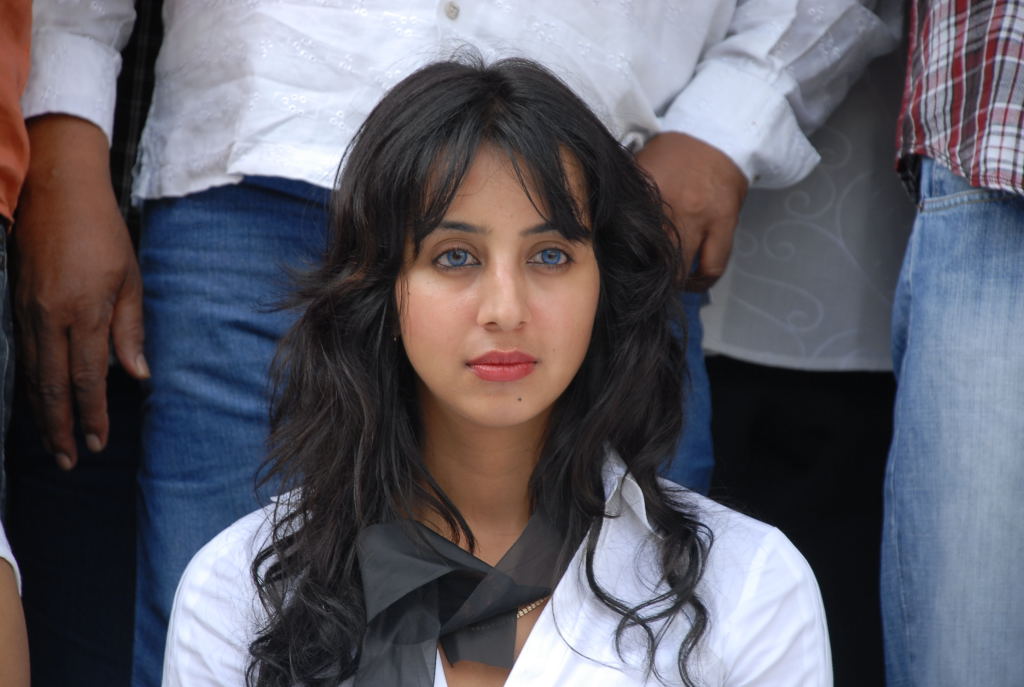 Tollywood Stars Support Anna Hazare Activities Event hd photo