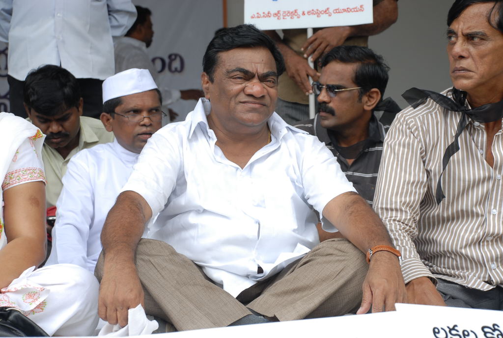 Tollywood Stars Support Anna Hazare Activities Event hd photo