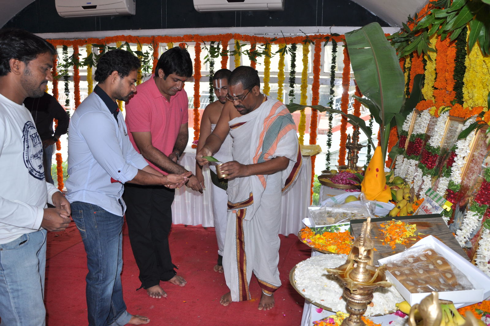 I Hate U Movie Opening Event hd photo