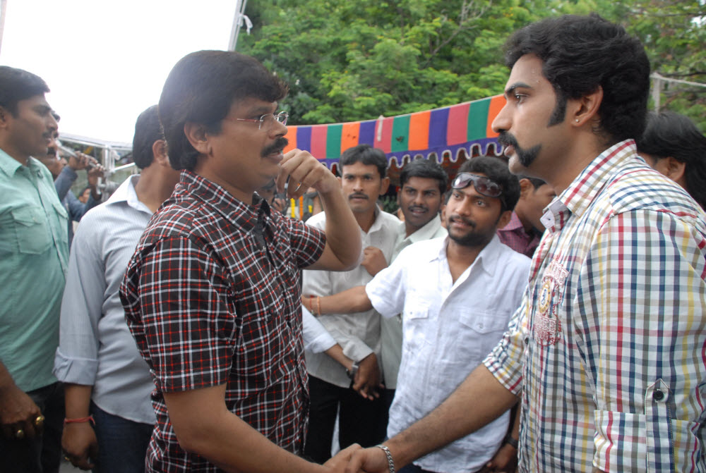 Nandeeswarudu Movie Opening Event hd photo