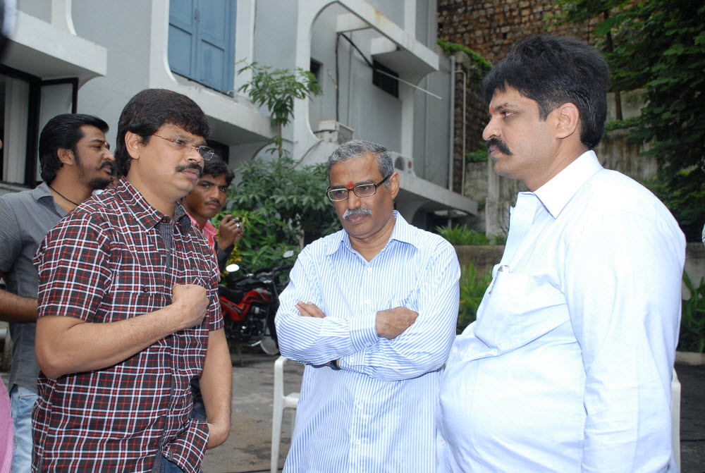 Nandeeswarudu Movie Opening Event hd photo