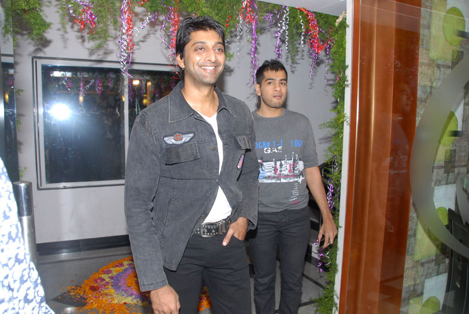 Actress At Seven Oven Coffee Hookah Opening Event hd photo
