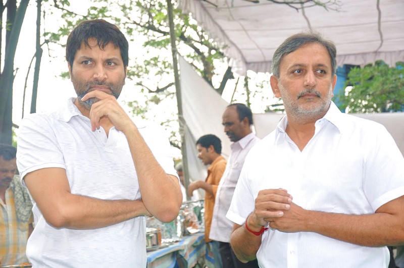 Allu Arjun and Ileana New Movie launch Event hd photo