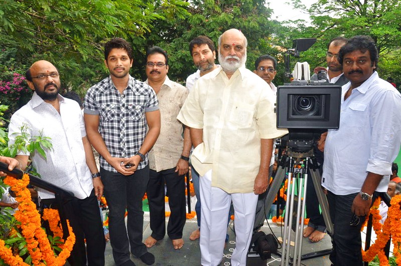 Allu Arjun and Ileana New Movie launch Event hd photo