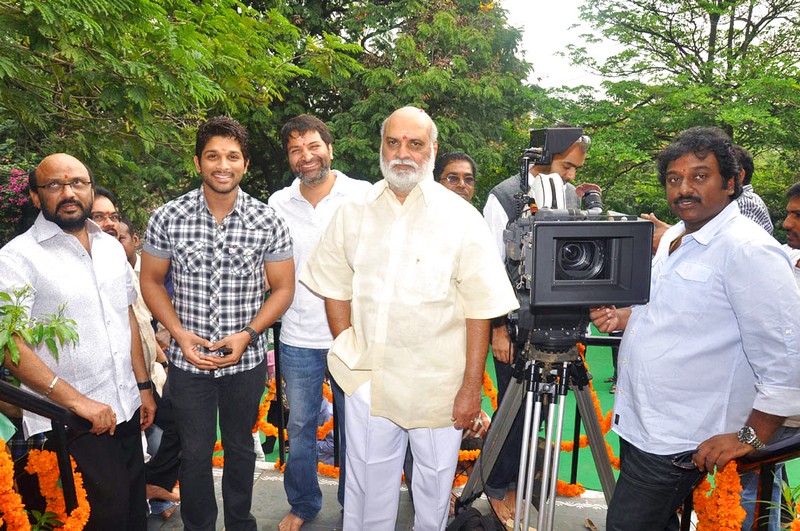 Allu Arjun and Ileana New Movie launch Event hd photo