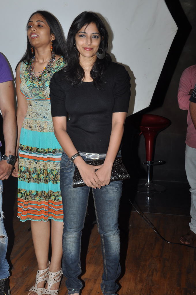 Nishanthi Launches Enr Fashion Studio Event hd photo