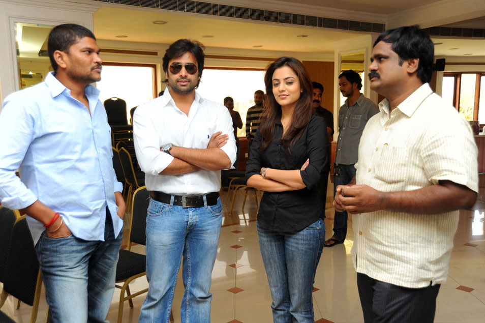 Solo Movie Successmeet Photos Event hd photo