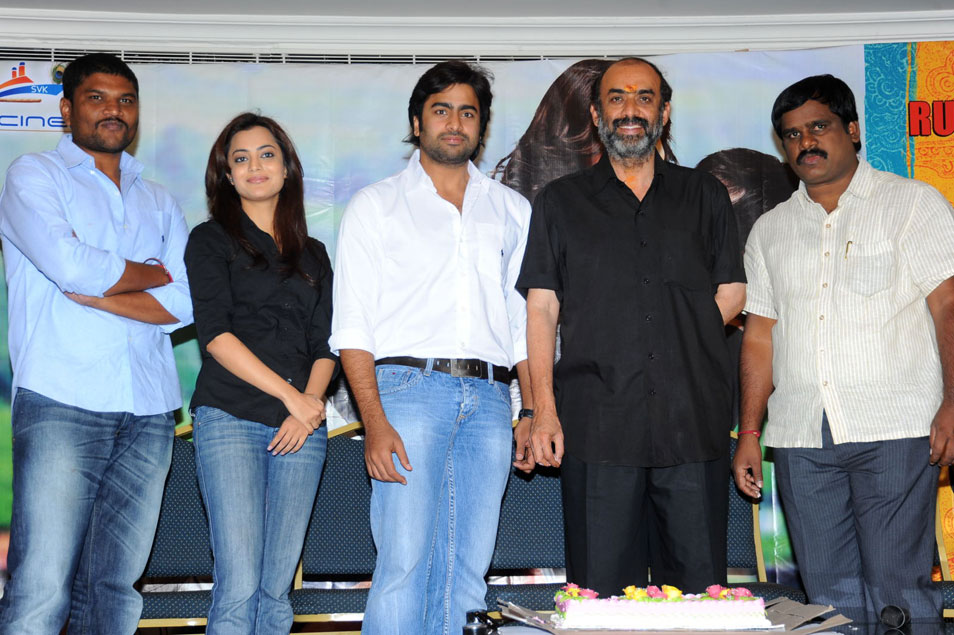 Solo Movie Successmeet Photos Event hd photo