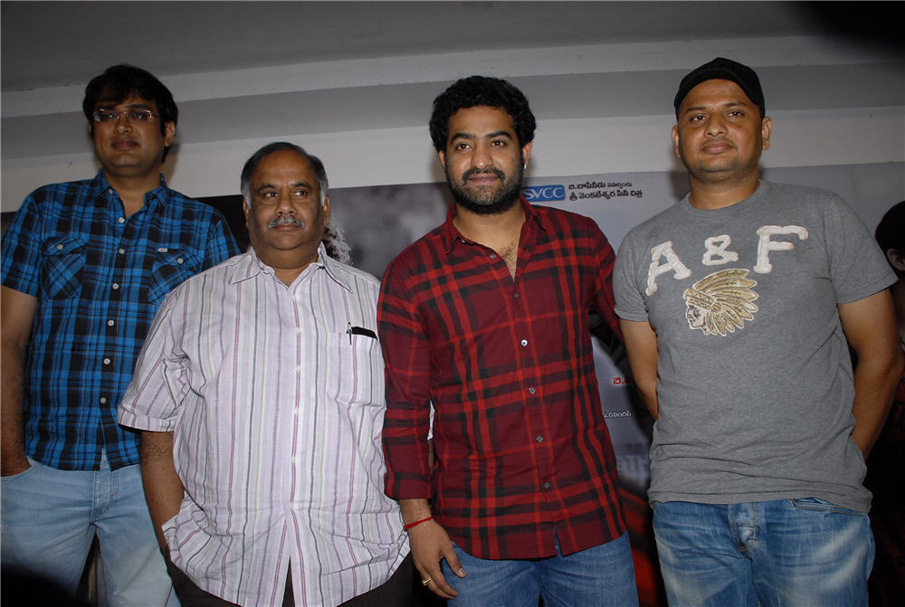 Oosaravelli Press Meet Event hd photo