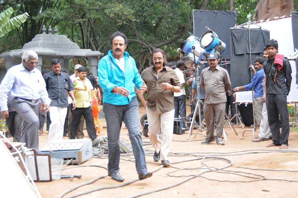 Sri Rama Rajyam Movie Working Stills Event hd photo